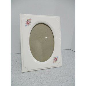 *Elegant Weston Gallery Cream Ceramic.Floral Oval Opening Tabletop Picture Frame